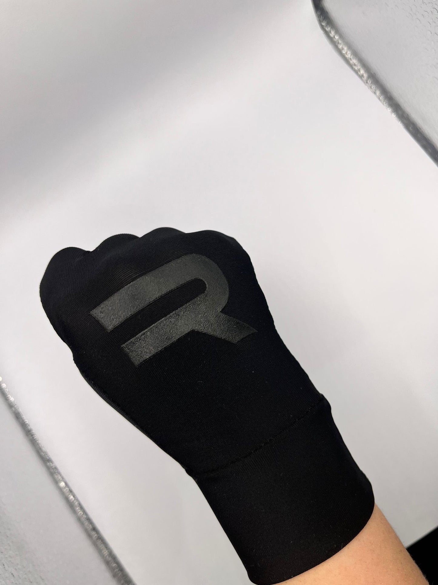 Relentless Gloves - Black